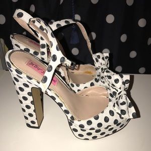 Polka dot heels